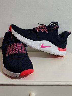 Nike Renew In-Season TR 9 training sneakers, Excellent used condition, size 8